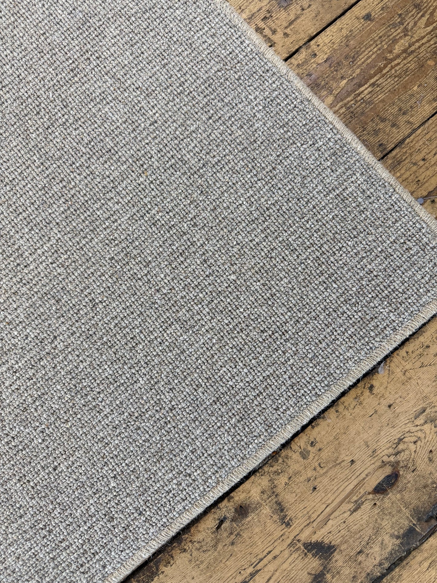 Flaxen 100% wool rug 260cm x 260cm
