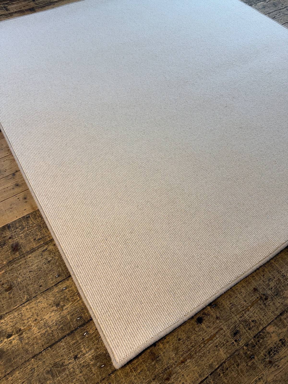 Tawny 100% undyed wool rug 200cm x 220cm