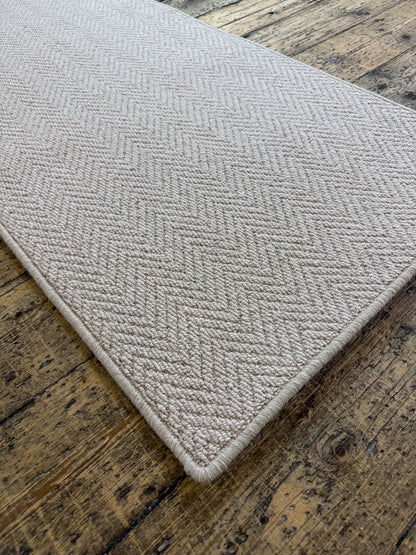 Ecru 100% wool hallway runner 71cm x 252cm