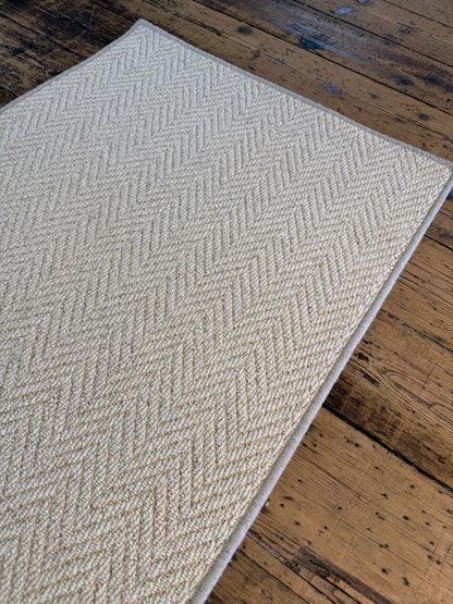 Blanc ivoire herringbone 100% wool hallway runner 70cm x 280cm