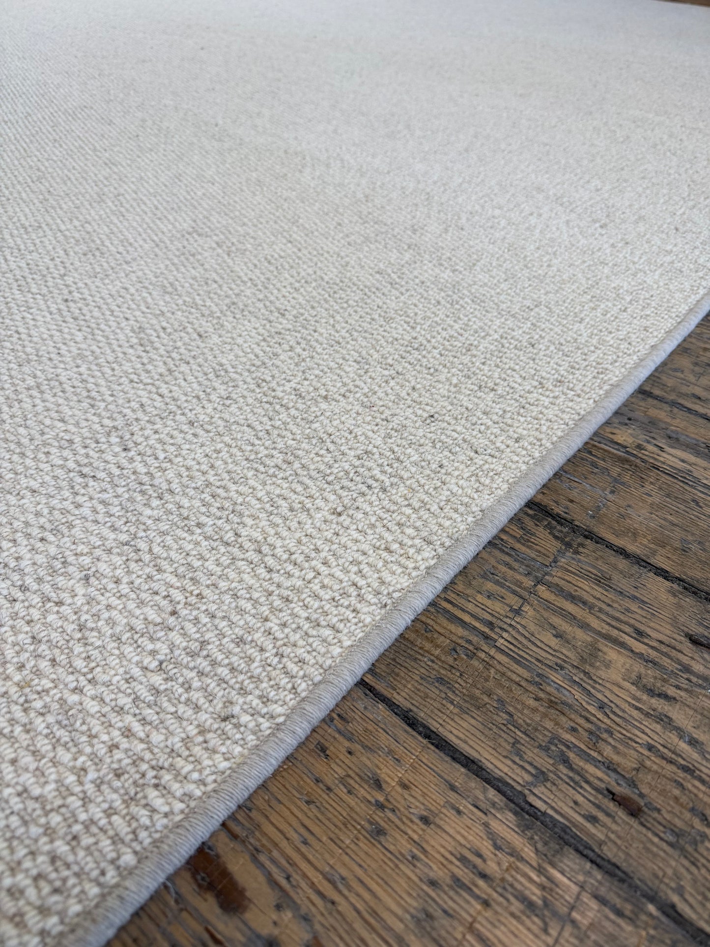 Rice cake 100% wool rug 230cm x 330cm