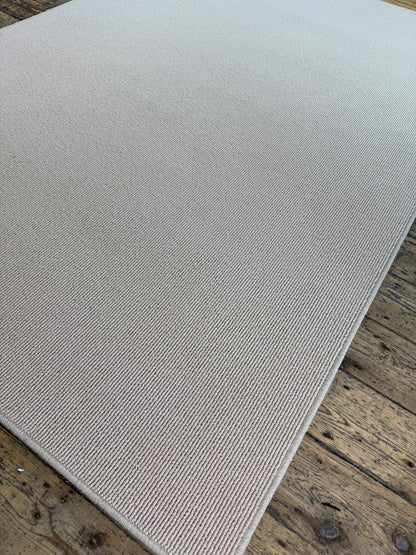Champagne 100% wool rug 174cm x 255cm