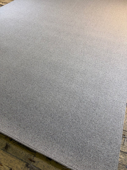 Dapper 100% wool rug 260cm x 360cm