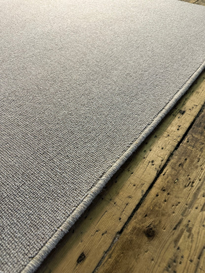 Fenwick 100% wool rug 160cm x 230cm