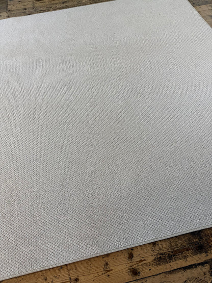Tones 100% wool rug 260cm x 280cm