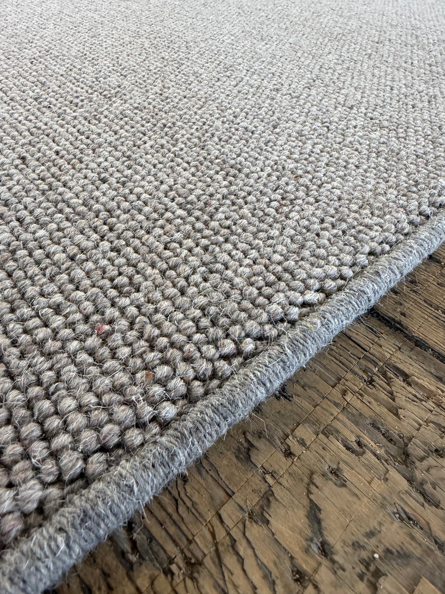 Slate grey 100% wool rug 260cm x 297cm