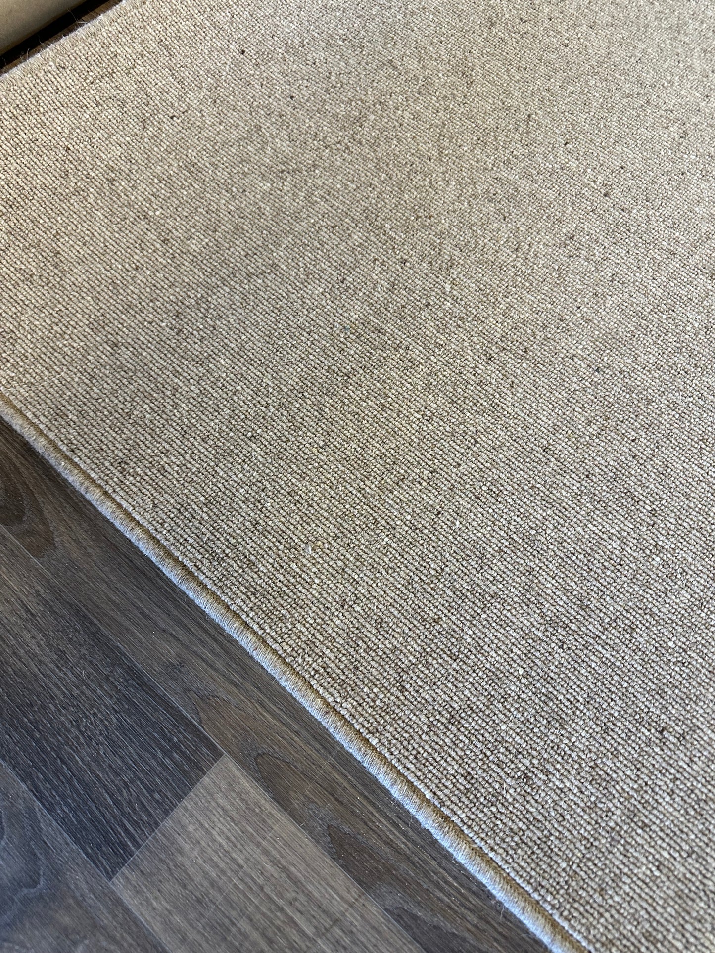 Granola 100% wool rug 186cm x 276cm