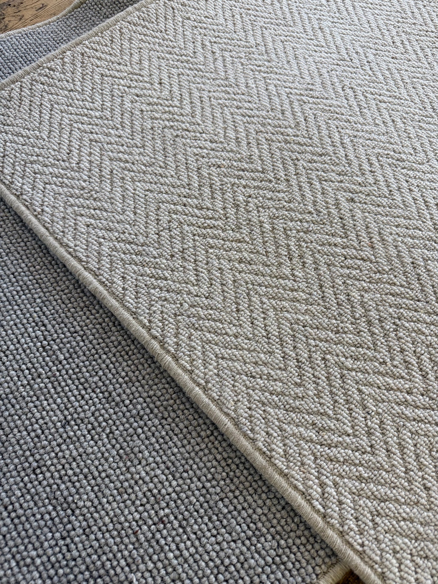 Aran Herringbone 100% wool rug 248cm x 338cm