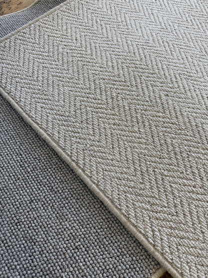 Aran Herringbone 100% wool rug 248cm x 338cm