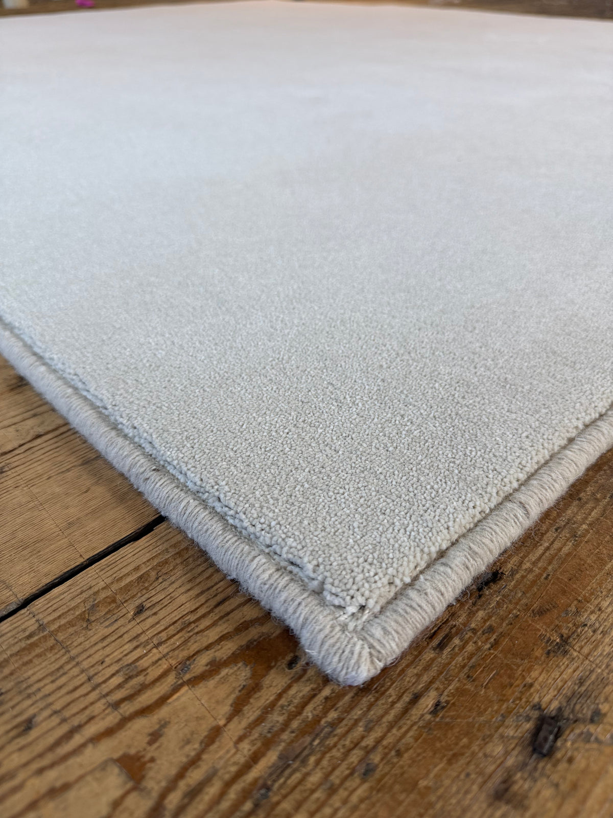 Linen 100% polypropylene rug 210cm x 243cm