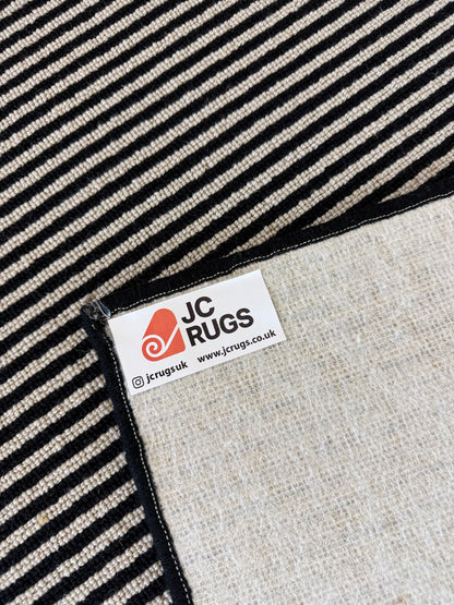 Oreo 100% wool rug 196cm x 272cm
