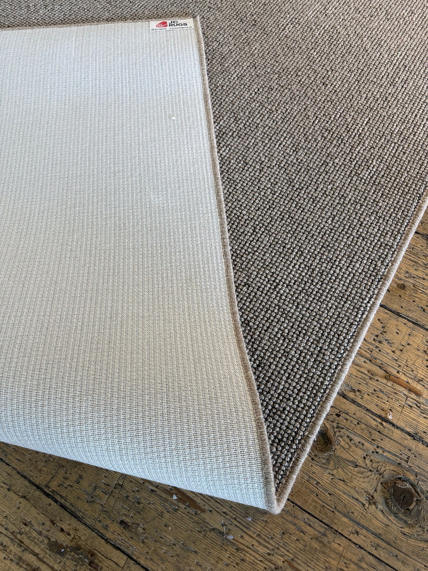 Pennine 100% wool rug 240cm x 390cm