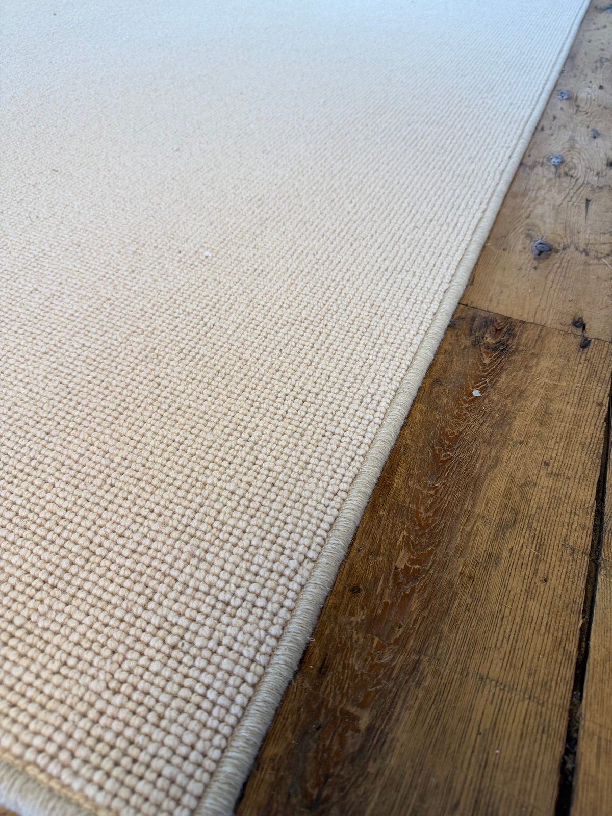 Dalesbread 100% wool rug 286cm x 313cm