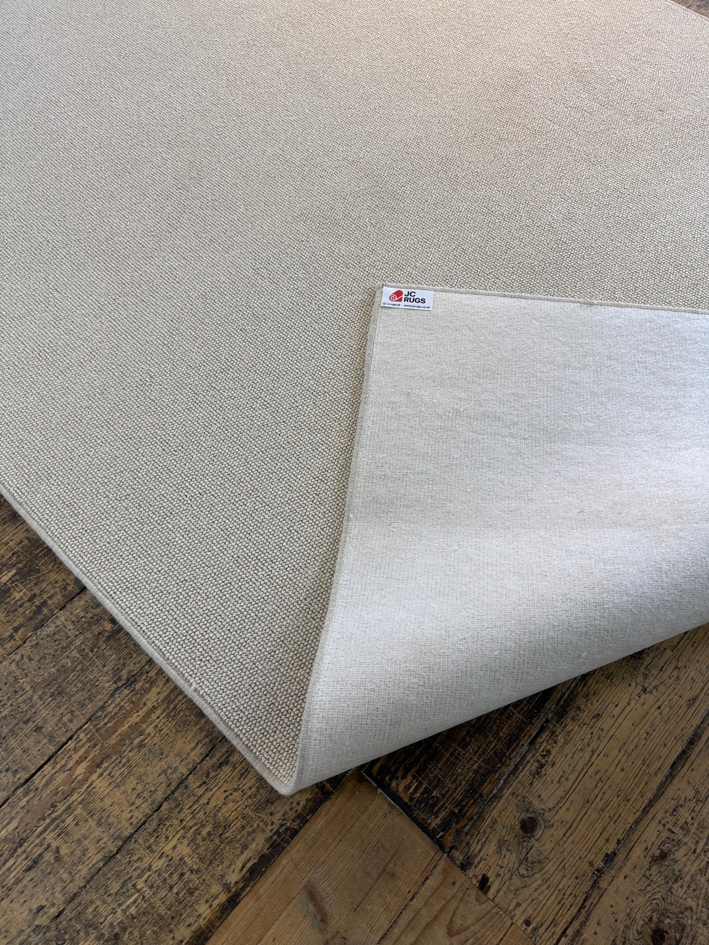 Royal view 100% wool rug 200cm x 300cm