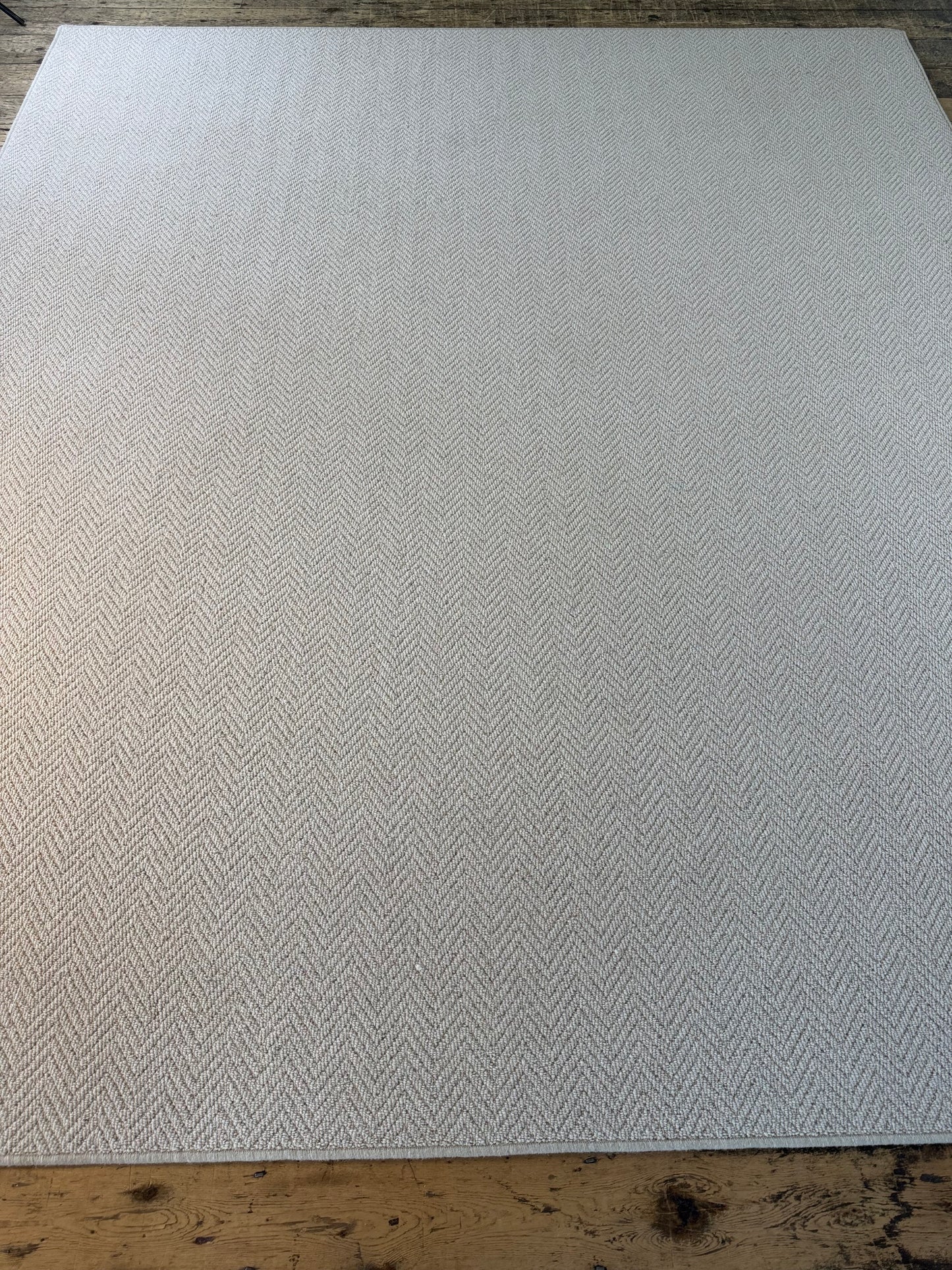 Oxford tone herringbone 100% wool rug 250cm x 288cm
