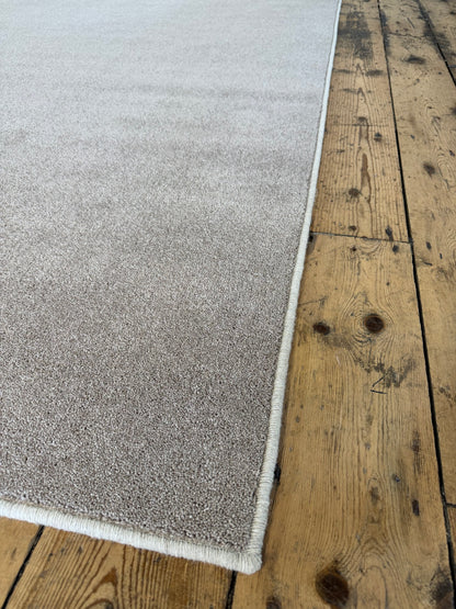 Hickory 80/20 wool rug 236cm x 336cm