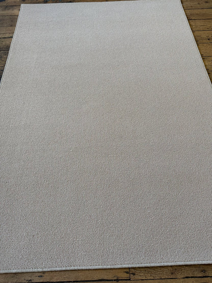 Royal 100% wool rug 160cm x 227cm