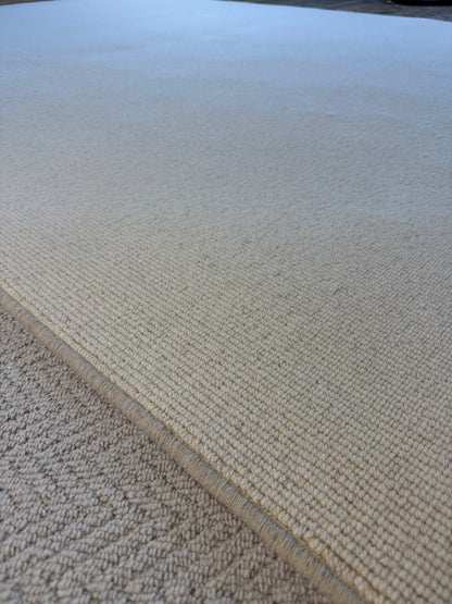 Tawny 100% wool rug 240cm x 340cm