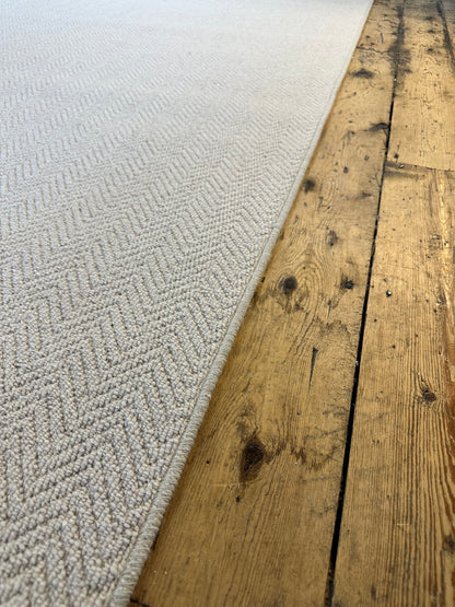 Oxford tone Herringbone 100% wool 264cm x 305cm