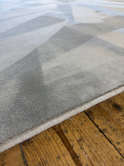 Kensington 100% polypropylene rug 274cm x 299cm