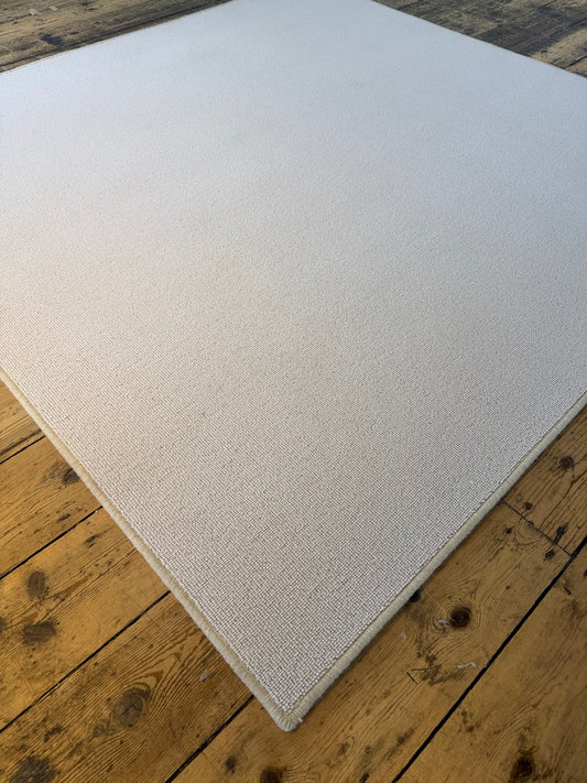 Fossil 100% wool rug 180cm x 180cm