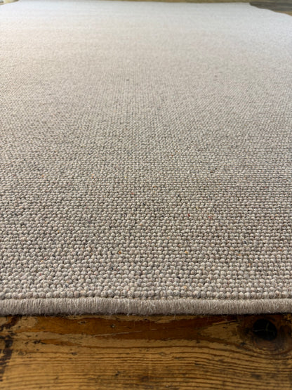 Dapper 100% wool rug 230cm x 330cm
