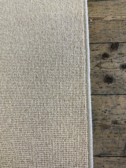Wafer 100% wool rug 272cm x 385cm