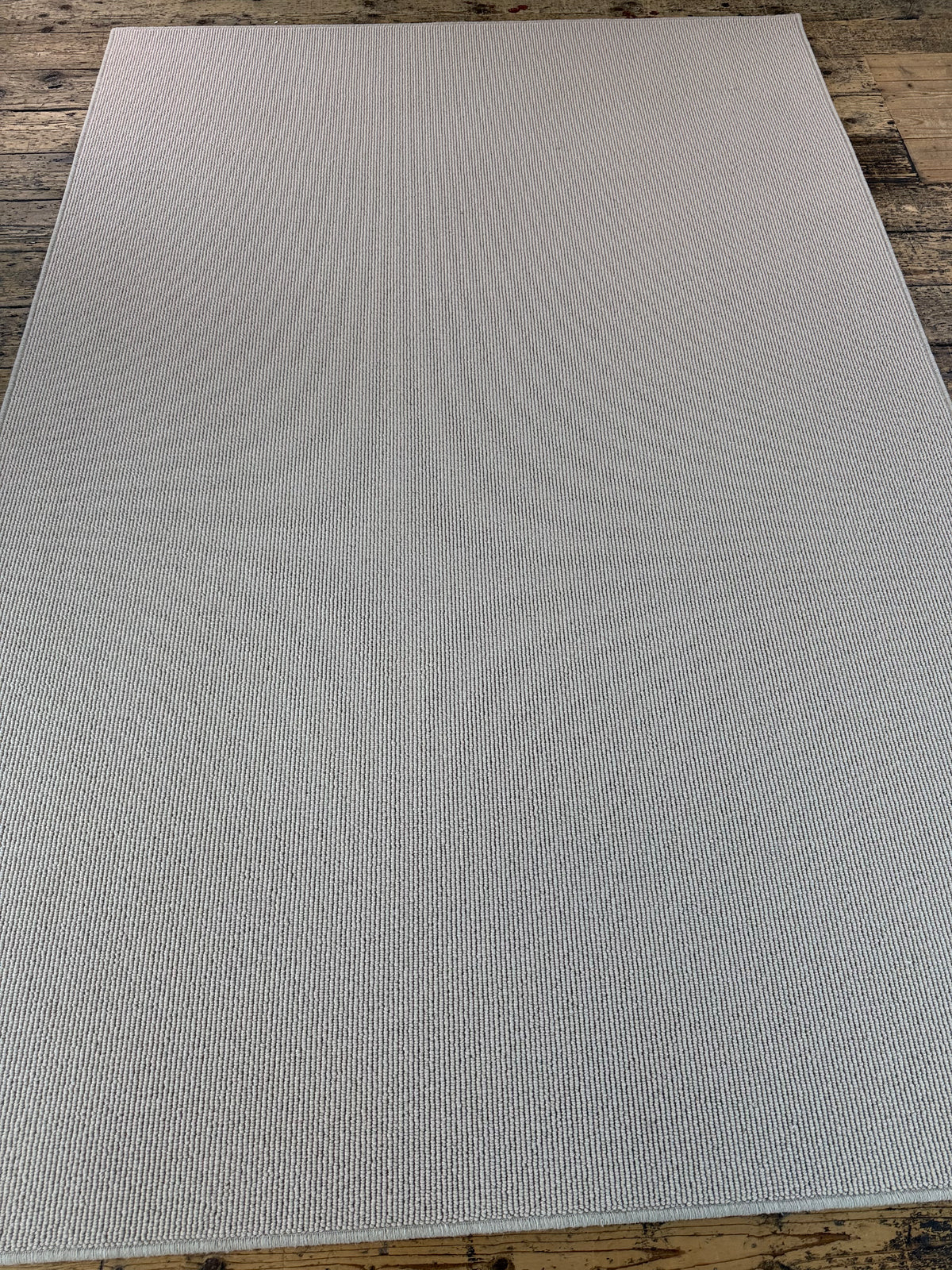 Champagne 100% wool rug 174cm x 255cm