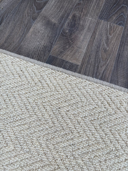 Cream herringbone 100% wool rug 200cm x 300cm