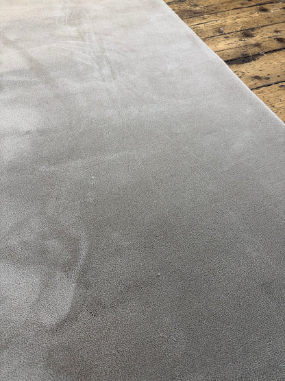 Mushroom silk 100% polypropylene rug 260cm x 360cm