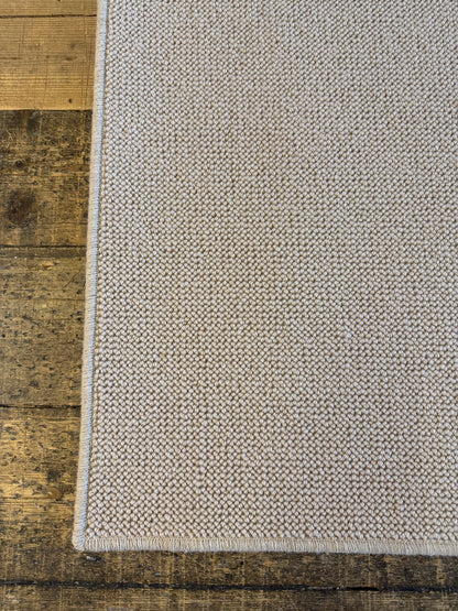 Ashdown 100% wool rug 224cm x 323cm