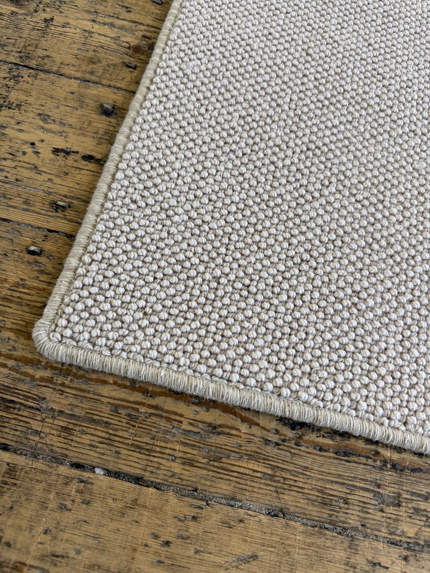 Oatridge 100% wool hallway runner 70cm x 190cm