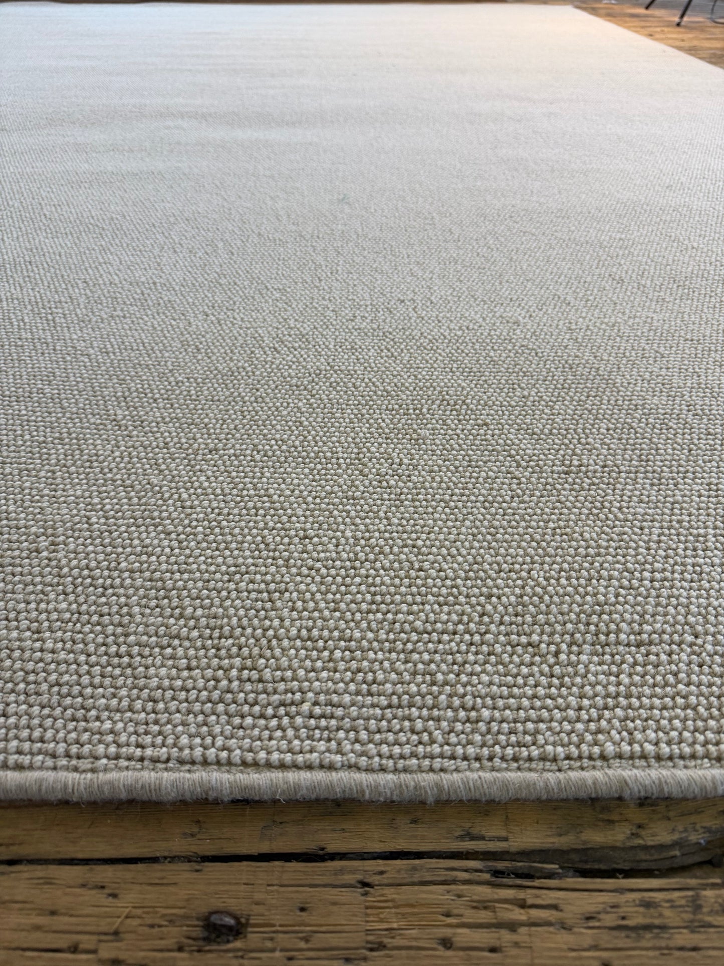 Royal view 100% wool rug 250cm x 348cm