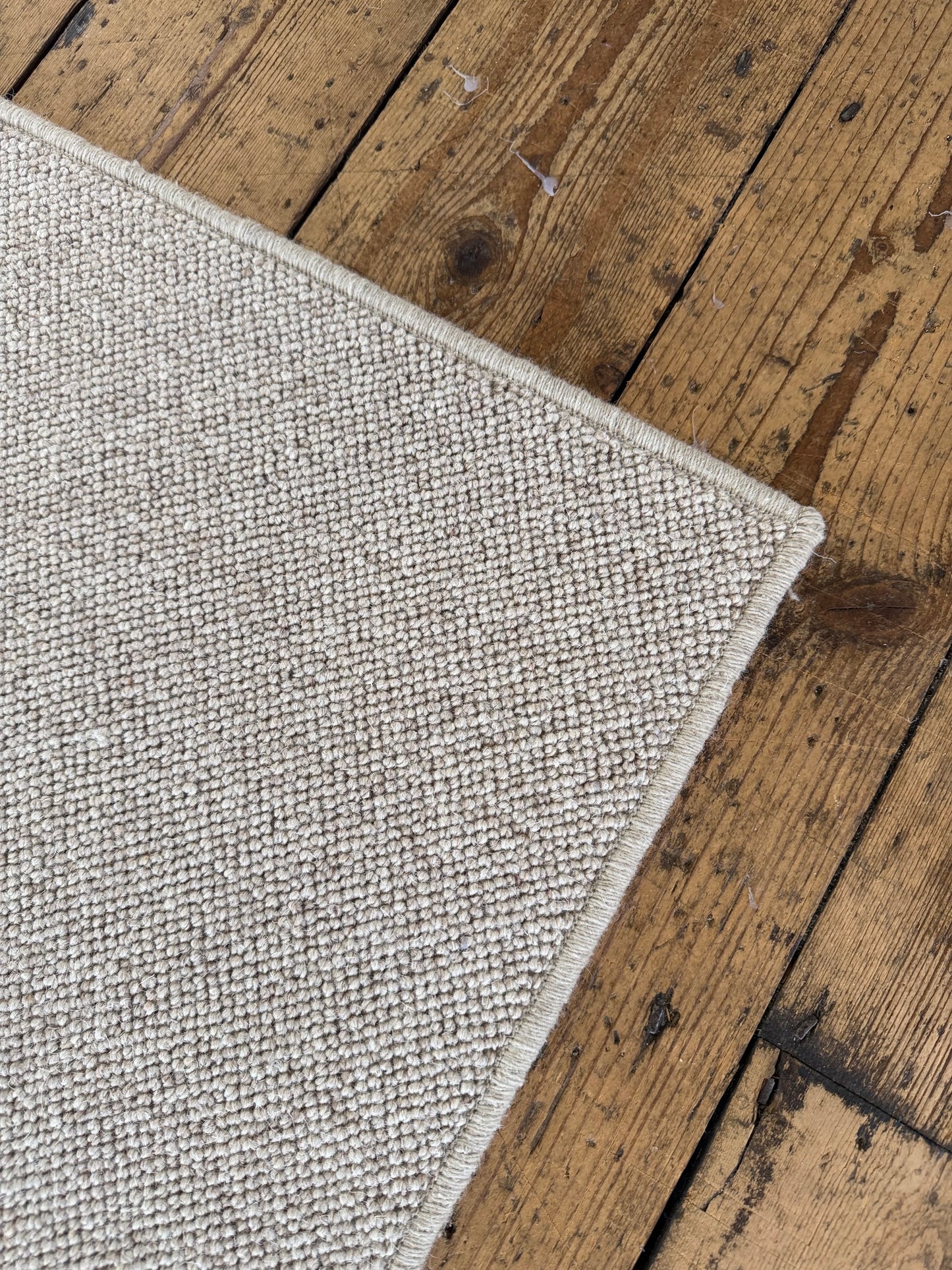 Flaxen 100% wool rug 260cm x 360cm