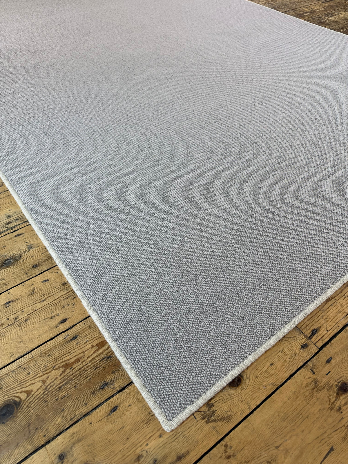 Slate 100% wool rug 190cm x 272cm