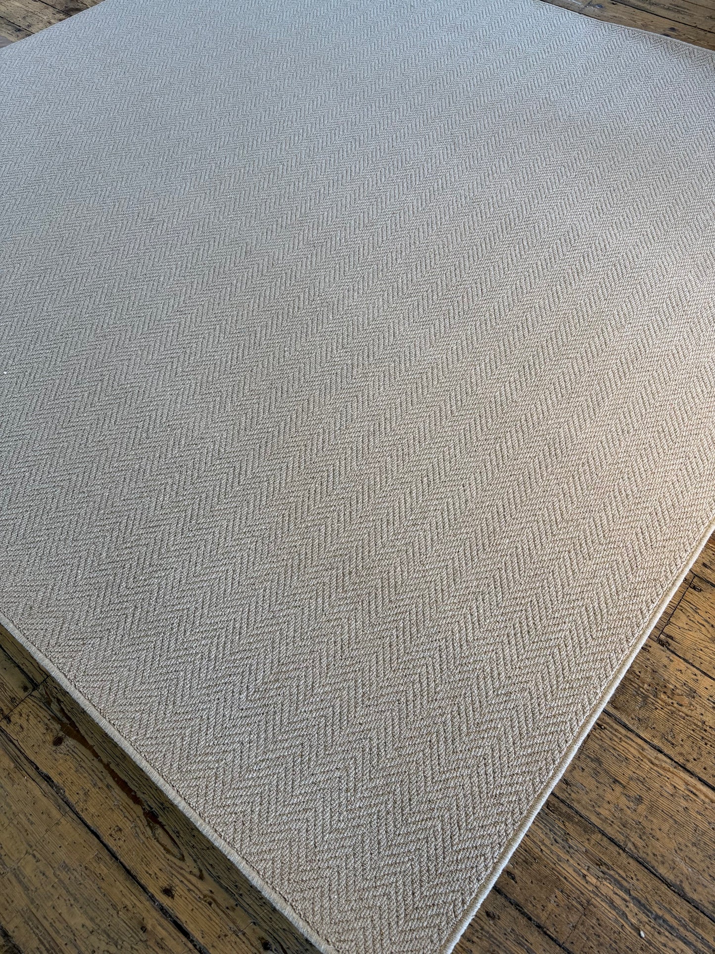 Harvest herringbone 100% wool rug 267cm x 270cm
