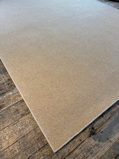 Wild ginger 100% wool rug 273cm x 370cm
