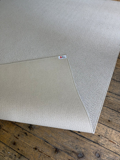 Aran Herringbone 100% wool rug 248cm x 338cm
