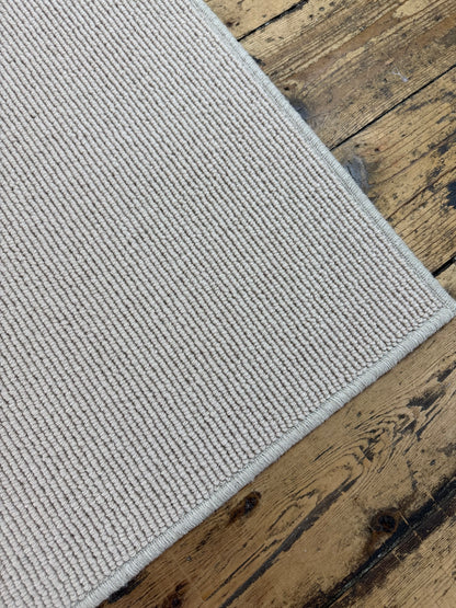 Champagne 100% wool rug 225cm x 256cm