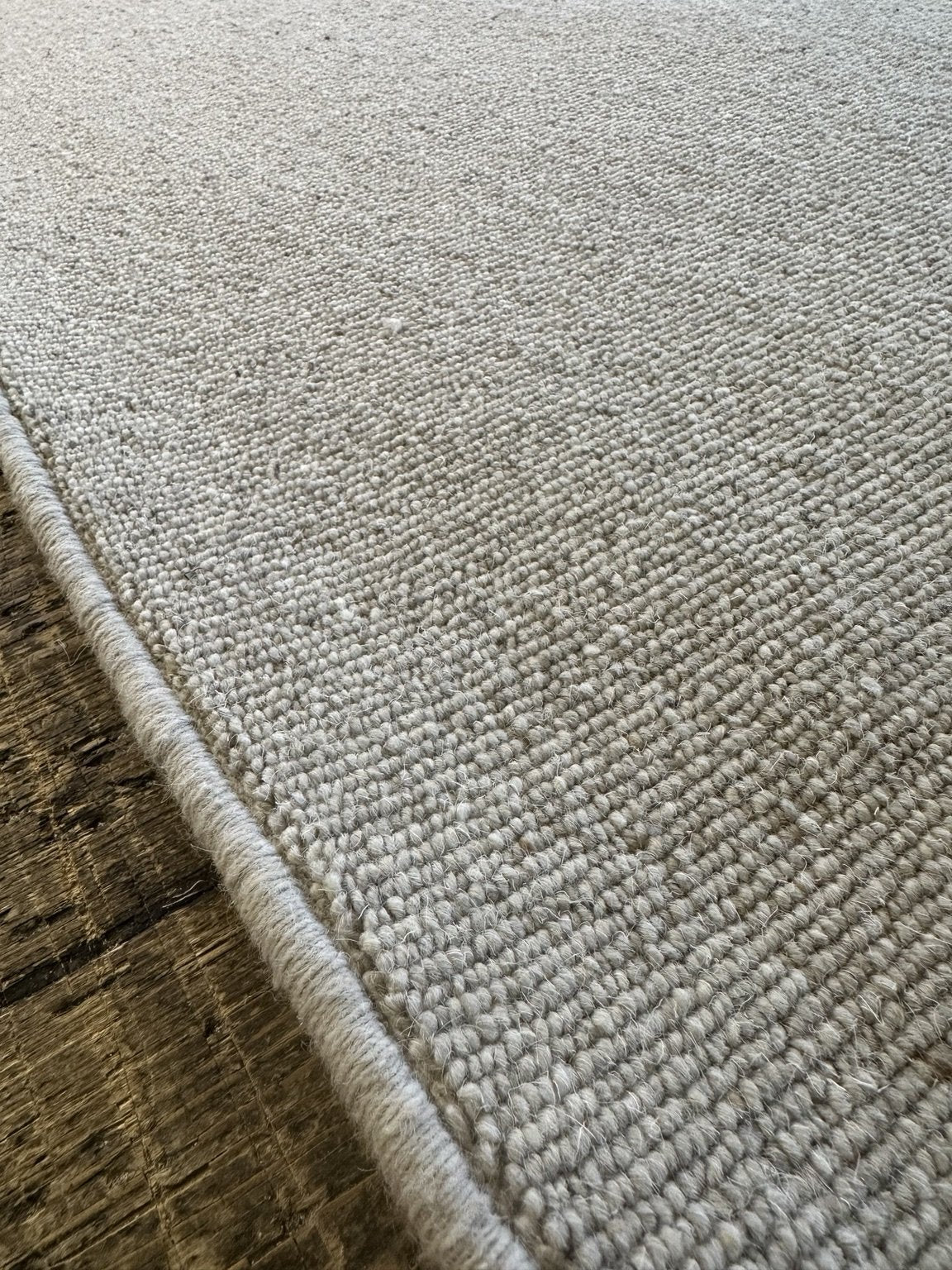 Oatcake 100% wool rug 208cm x 378cm
