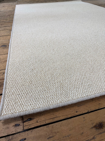 Ricecake 100% wool rug 150cm x 244cm