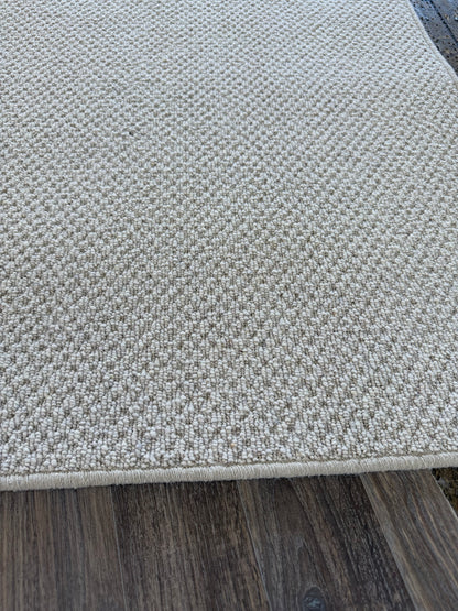 Tones 100% wool rug 260cm x 280cm