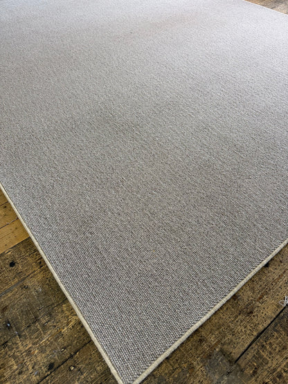 Pewter 100% wool rug 274cm x 358cm