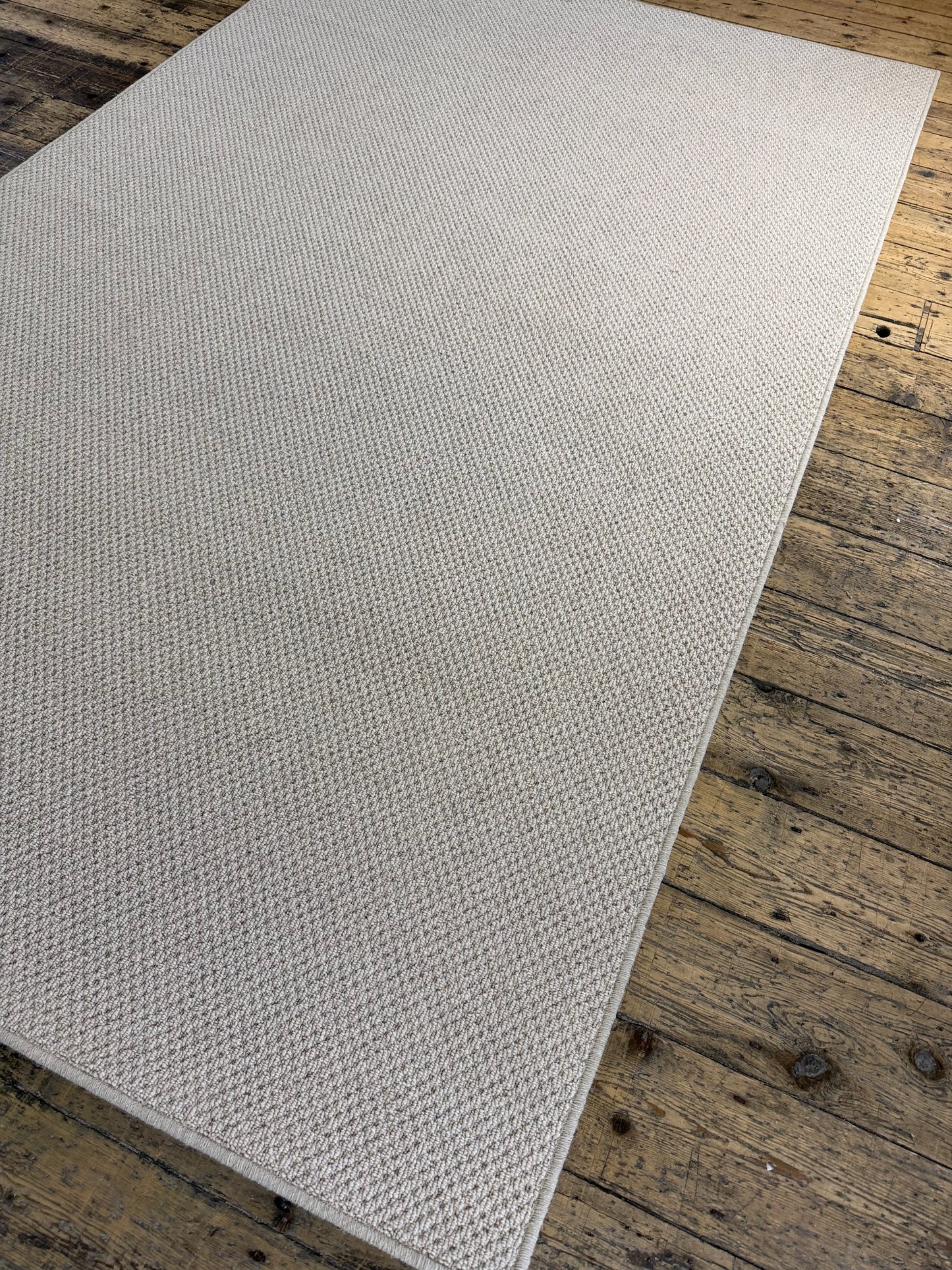 Oxford beige 100% wool rug 170cm x 278cm