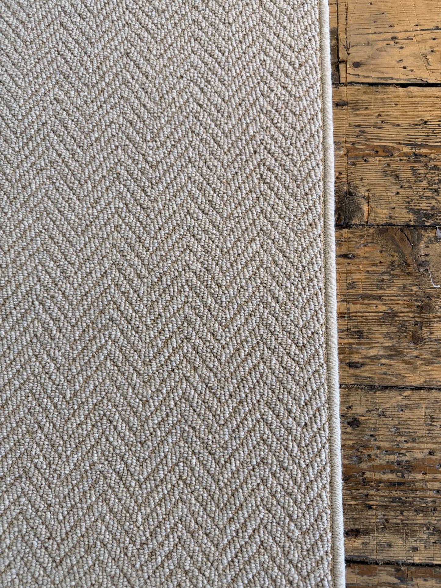 Harvest herringbone 100% wool rug 200cm x 270cm