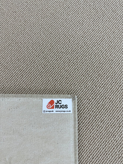 Champagne 100% wool rug 174cm x 255cm
