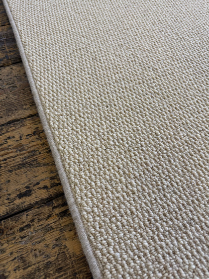 Ricecake 100% wool rug 189cm x 279cm