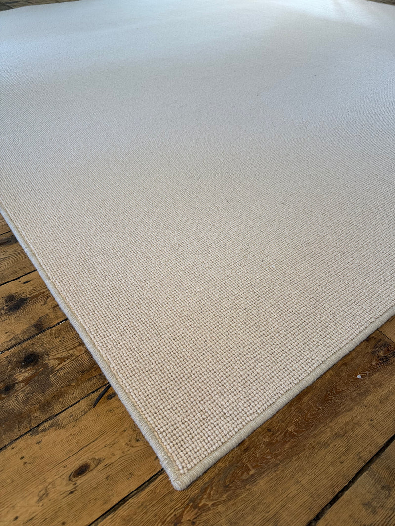 Dalesbread 100% wool rug 286cm x 313cm