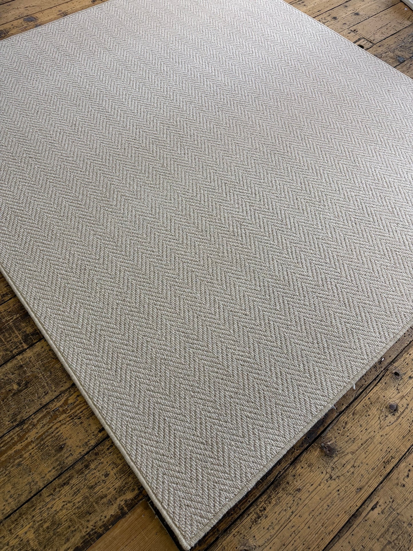 Aran herringbone 100% wool rug 180cm x 200cm