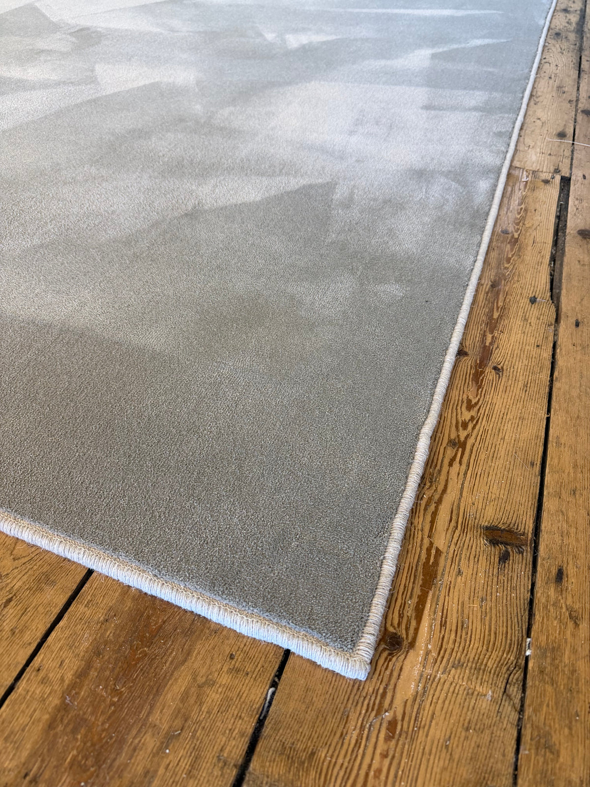 Kensington 100% polypropylene rug 274cm x 299cm